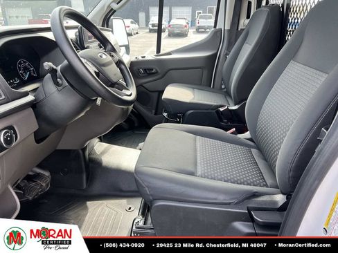 Used 2024 Ford Transit 250 Low Roof AWD w/ Exterior Upgrade Package image 16