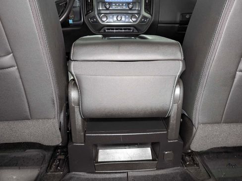 Used 2018 Chevrolet Silverado 1500 LT w/ All Star Edition image 22