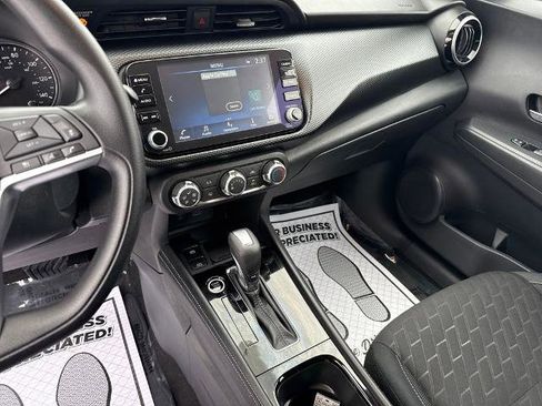 Certified 2024 Nissan Kicks SV image 26