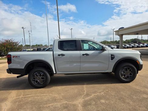 New 2026 Ford Ranger XLT w/ Equipment Group 301A High AWD/4WD image 4