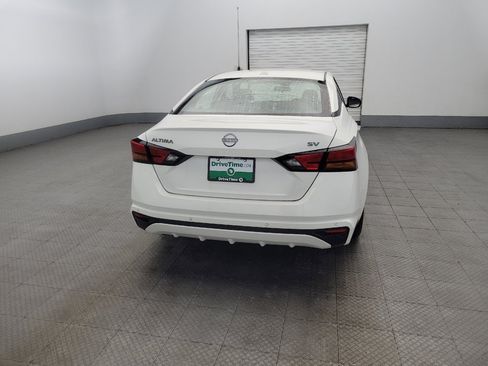 Used 2024 Nissan Altima 2.5 SV FWD image 7