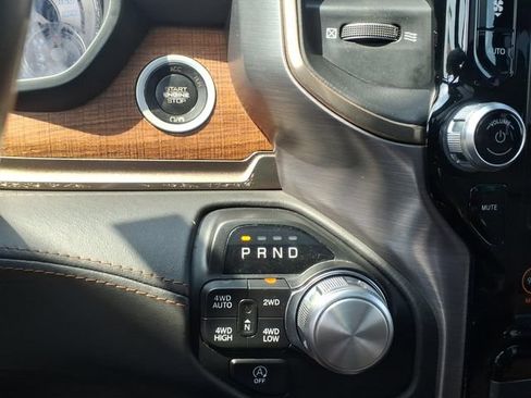Used 2019 RAM 1500 Limited AWD/4WD image 24