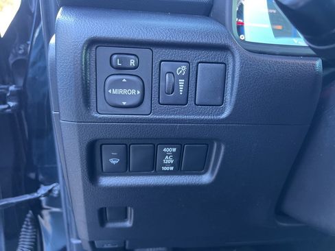 Used 2019 Toyota 4Runner SR5 Premium image 25