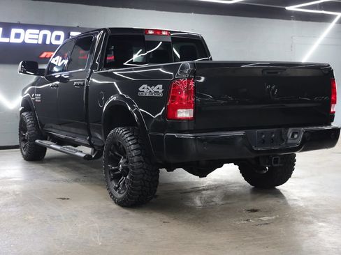 Used 2018 RAM 2500 Big Horn w/ Sport Appearance Group AWD/4WD image 28
