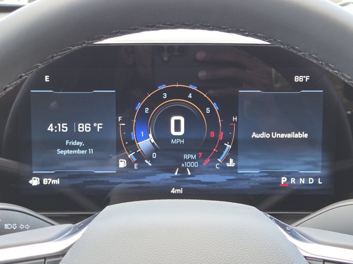 New 2027 Chevrolet Equinox LT w/ Convenience Package II FWD image 32