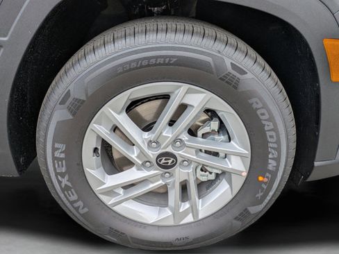 New 2026 Hyundai Tucson SE image 14