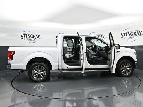 Used 2016 Ford F150 XLT w/ Equipment Group 302A Luxury AWD/4WD image 36
