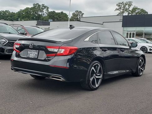 Used 2022 Honda Accord Sport image 6