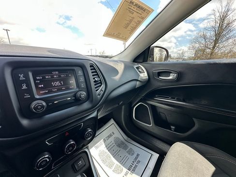 Used 2018 Jeep Compass Sport image 23