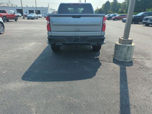 Used 2023 Chevrolet Silverado 1500 LT Trail Boss AWD/4WD image 6