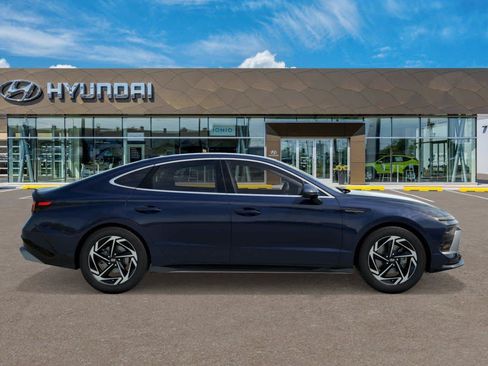 New 2026 Hyundai Sonata SEL FWD image 7