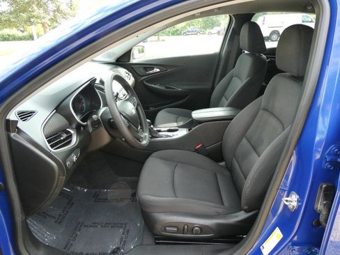 Used 2023 Chevrolet Malibu LT FWD image 10