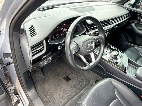 Used 2018 Audi Q7 3.0T Prestige image 10