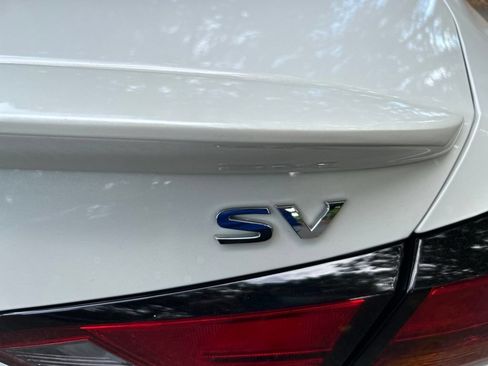 Used 2021 Nissan Altima 2.5 SV w/ SV Premium Package FWD image 10