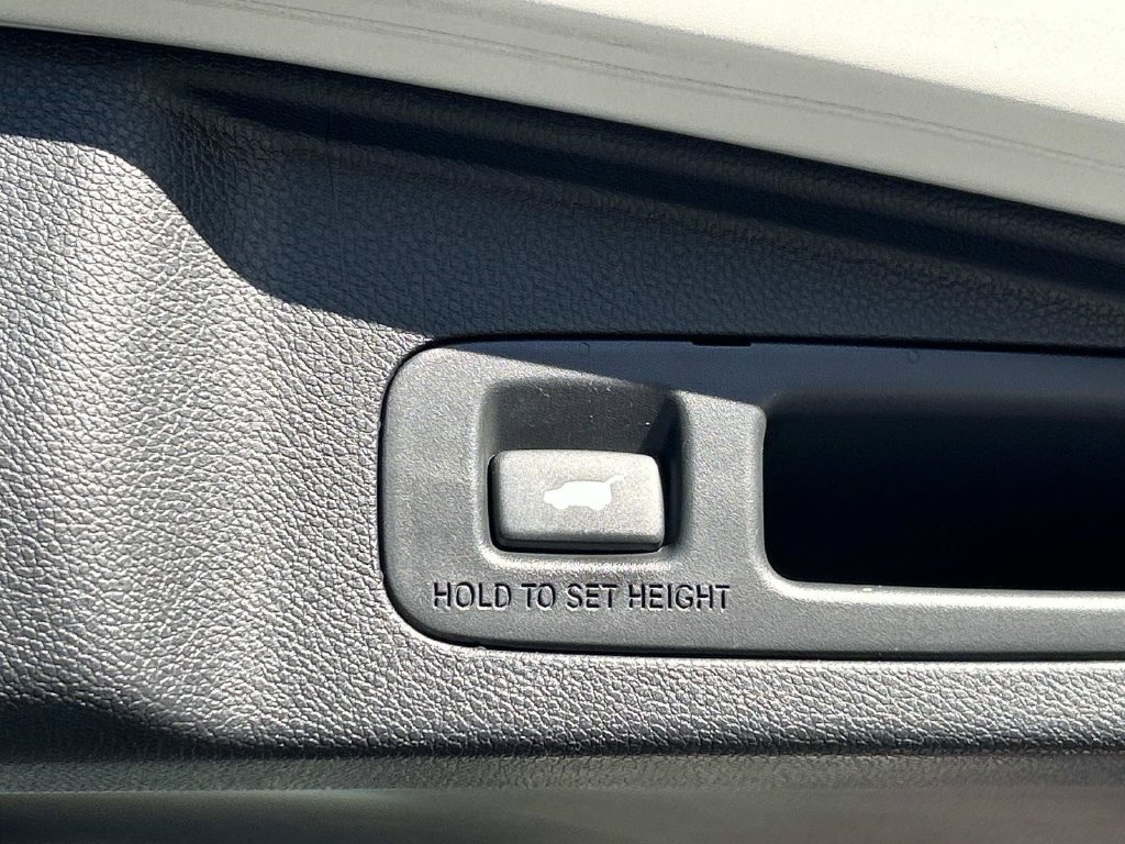 Used 2017 Honda CR-V EX-L image 11