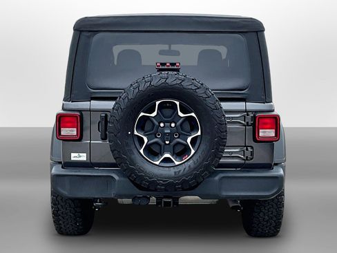 Used 2022 Jeep Wrangler Sport AWD/4WD image 4