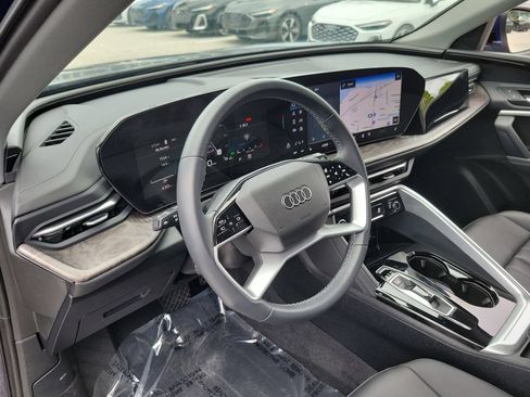 Used 2025 Audi Q5 Premium w/ Convenience Package AWD/4WD image 7