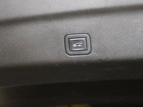 Used 2023 GMC Yukon Denali w/ Max Trailering Package image 32