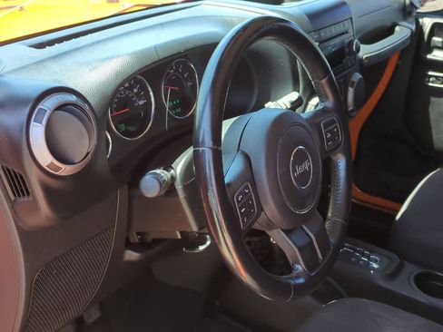 Used 2013 Jeep Wrangler Unlimited Sport AWD/4WD image 10