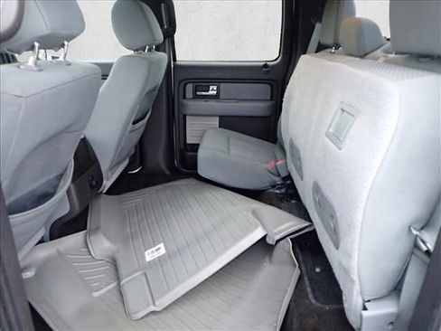 Used 2014 Ford F150 XLT w/ XTR Package image 8