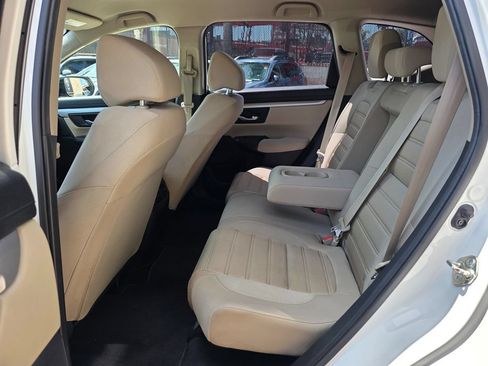 Used 2017 Honda CR-V LX image 22