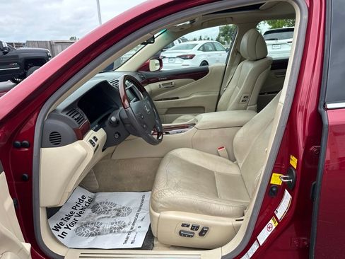 Used 2011 Lexus LS 460 AWD w/ Luxury Value Edition image 31