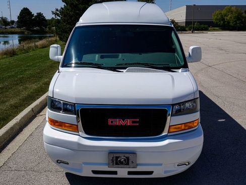 Used 2023 GMC Savana 2500 Extended image 52