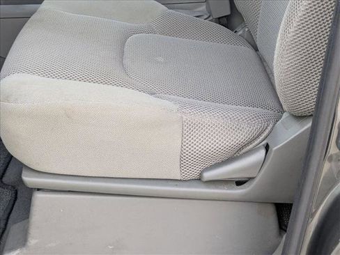 Used 2008 Nissan Frontier SE w/ SE Value Truck Pkg image 15