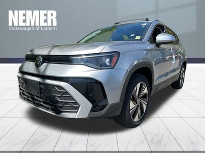 New 2026 Volkswagen Taos SE