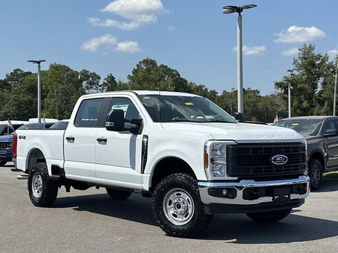 New 2026 Ford F250 XL w/ XL Off-Road Package image 8