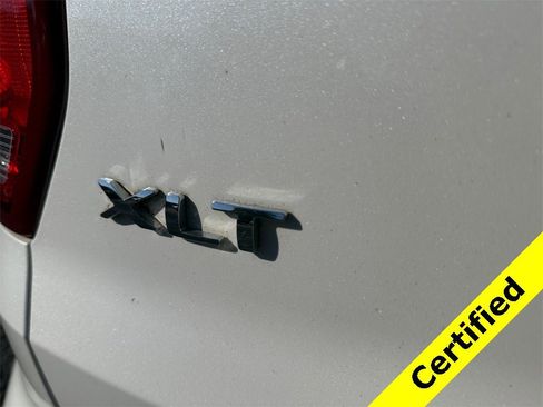 Used 2018 Ford Explorer XLT w/ Equipment Group 202A image 16