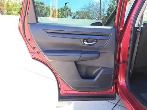 Used 2024 Honda CR-V LX image 13