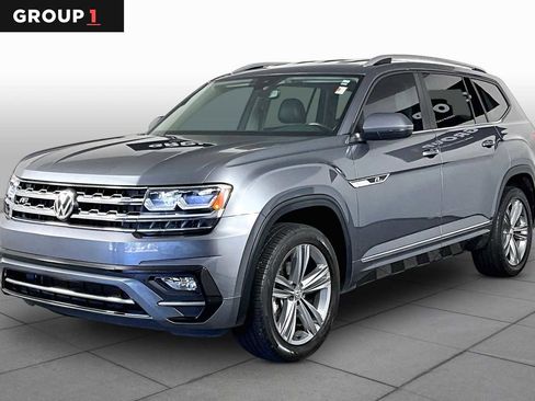 Used 2018 Volkswagen Atlas SE w/ R-Line Package FWD image 1