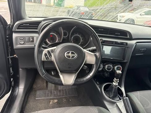 Used 2011 Scion tC FWD image 13