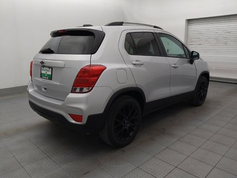 Used 2021 Chevrolet Trax LT w/ Sport Edition image 9