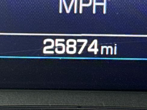 Used 2023 GMC Terrain SLE w/ Driver Convenience Package image 21