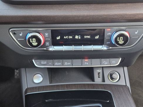 Certified 2023 Audi Q5 2.0T Premium w/ Convenience Package image 22