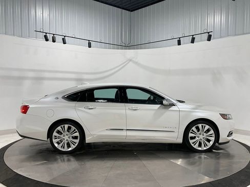 Used 2017 Chevrolet Impala Premier w/ Enhanced Convenience Package image 10