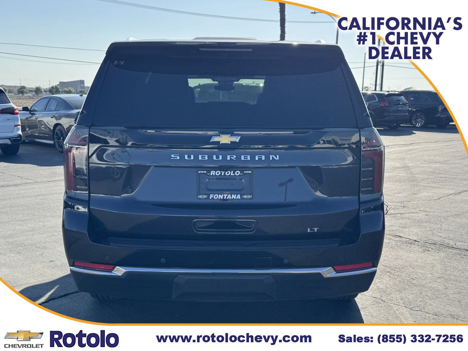 Used 2025 Chevrolet Suburban LT RWD image 5