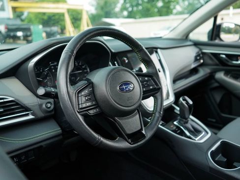 Used 2025 Subaru Outback Onyx Edition AWD/4WD image 6