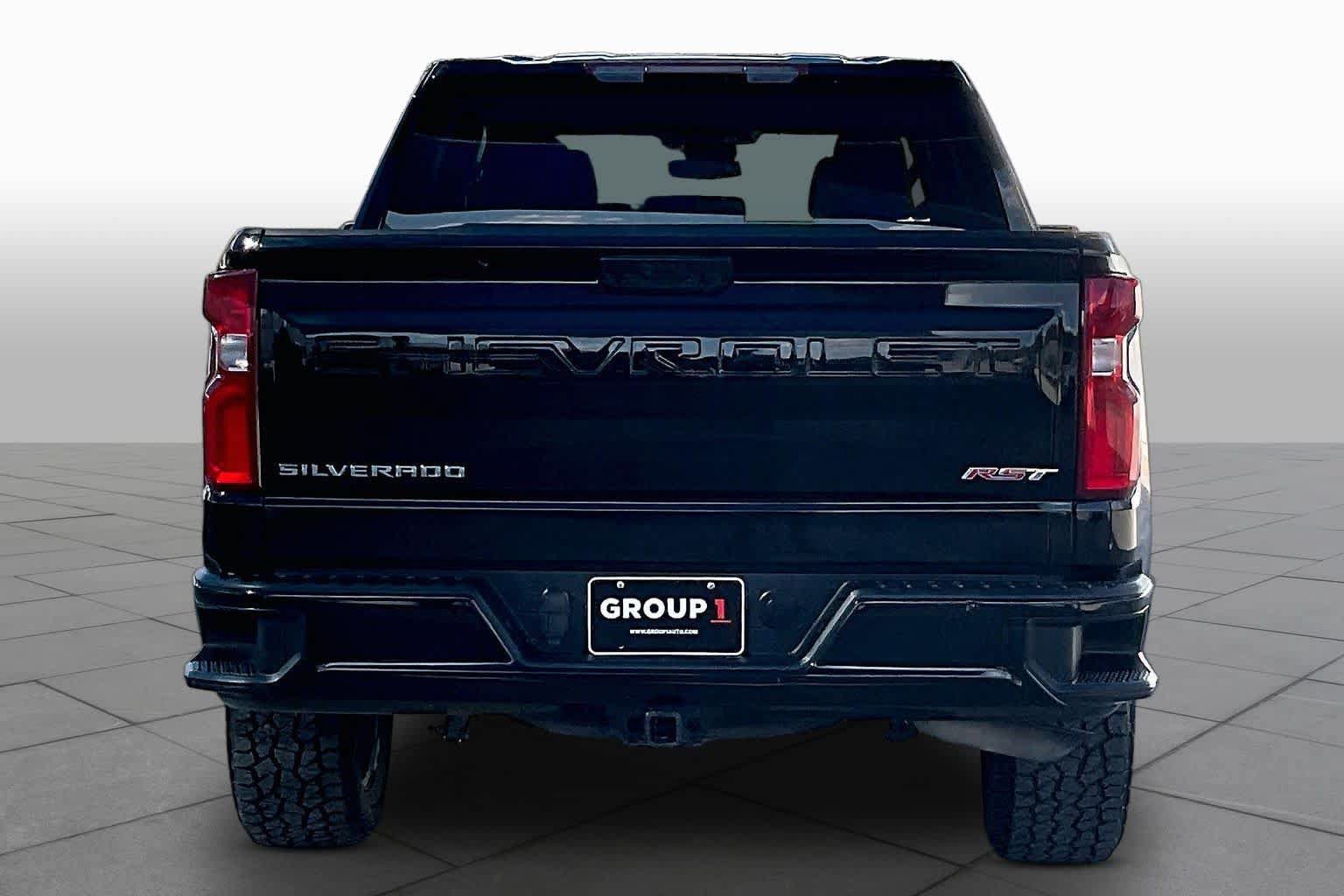 Used 2024 Chevrolet Silverado 1500 RST RWD image 5