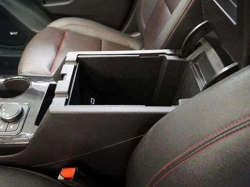 Used 2021 Chevrolet Blazer RS w/ Enhanced Convenience Package image 25