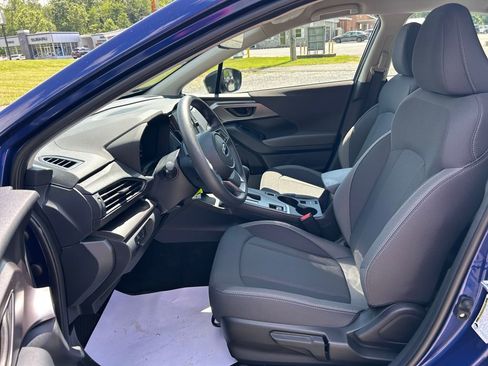 Certified 2025 Subaru Impreza 2.0i image 12