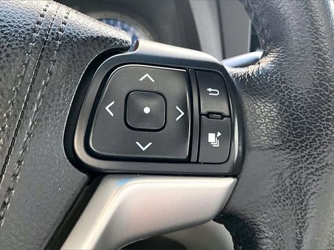 Used 2015 Toyota Sienna XLE MOBILITY VAN image 13