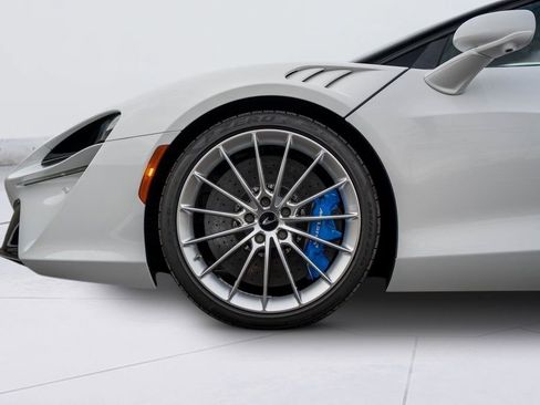 New 2026 McLaren Artura Spider image 21