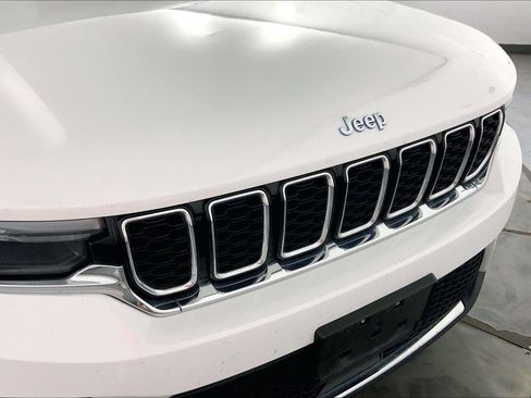 Used 2024 Jeep Grand Cherokee Limited 4xe AWD/4WD image 29