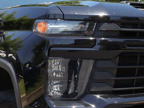 Used 2024 Chevrolet Silverado 2500 Custom w/ Custom Value Package AWD/4WD image 32