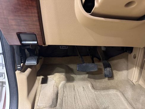 Used 2014 Ford F350 King Ranch w/ King Ranch w/Chrome Package image 80