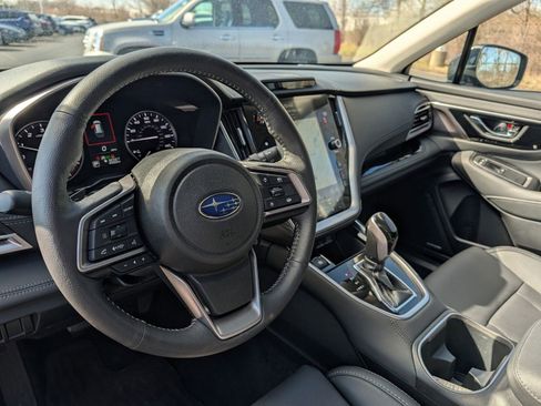 Certified 2025 Subaru Outback Limited image 26