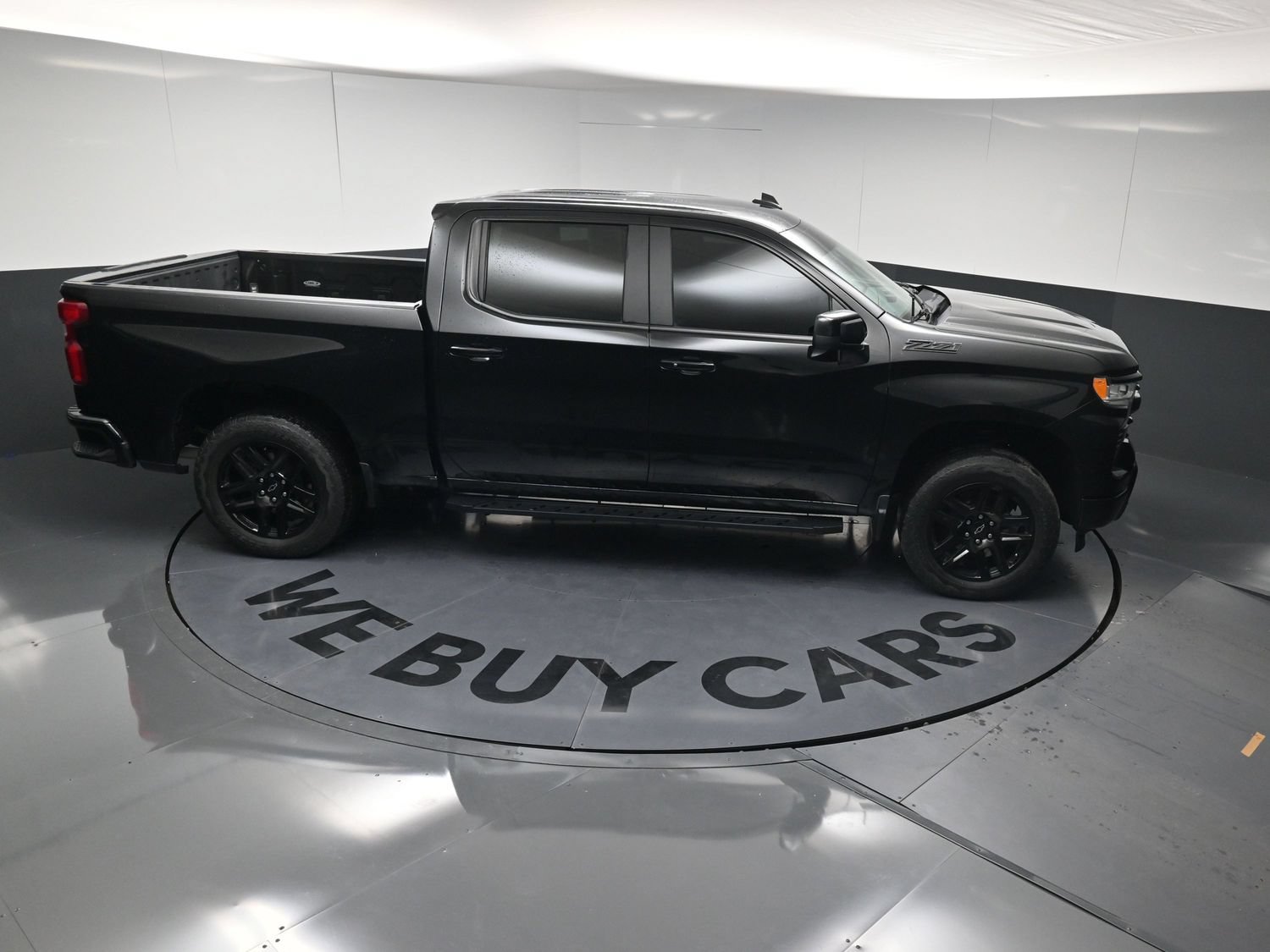 Used 2023 Chevrolet Silverado 1500 RST w/ Z71 Off-Road Package AWD/4WD image 16